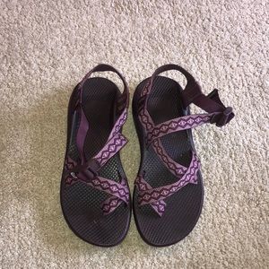 Sz. 10 single strap barely worn Chacos